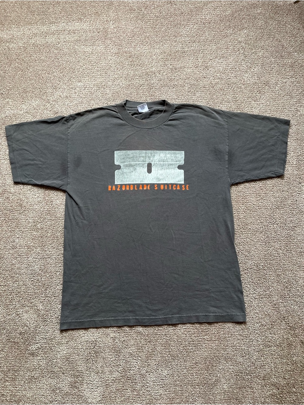VTG ‘96 Bush Razorblade Suitcase Album Faded Black Band Tee